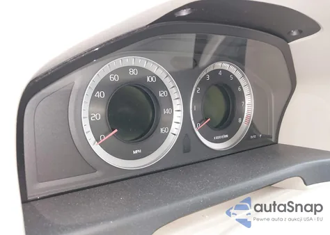 2011 Volvo Xc70 T6 из США, поврежденный, VIN YV4902BZ5B1101687